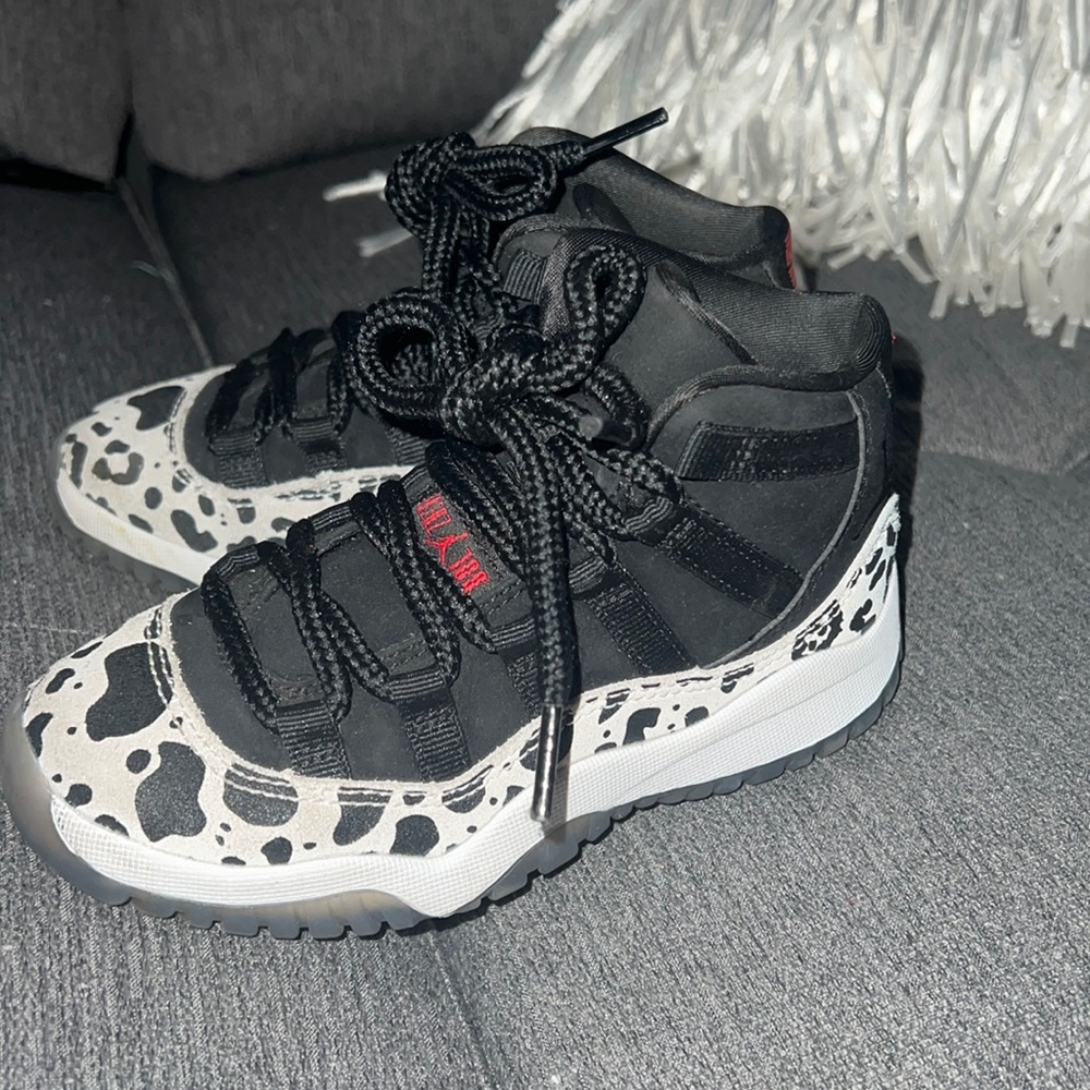 My daughter only wore it a few times.